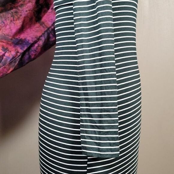 Hearts & Hips Striped Long Sleeve Dress Sz S - Picture 6 of 10
